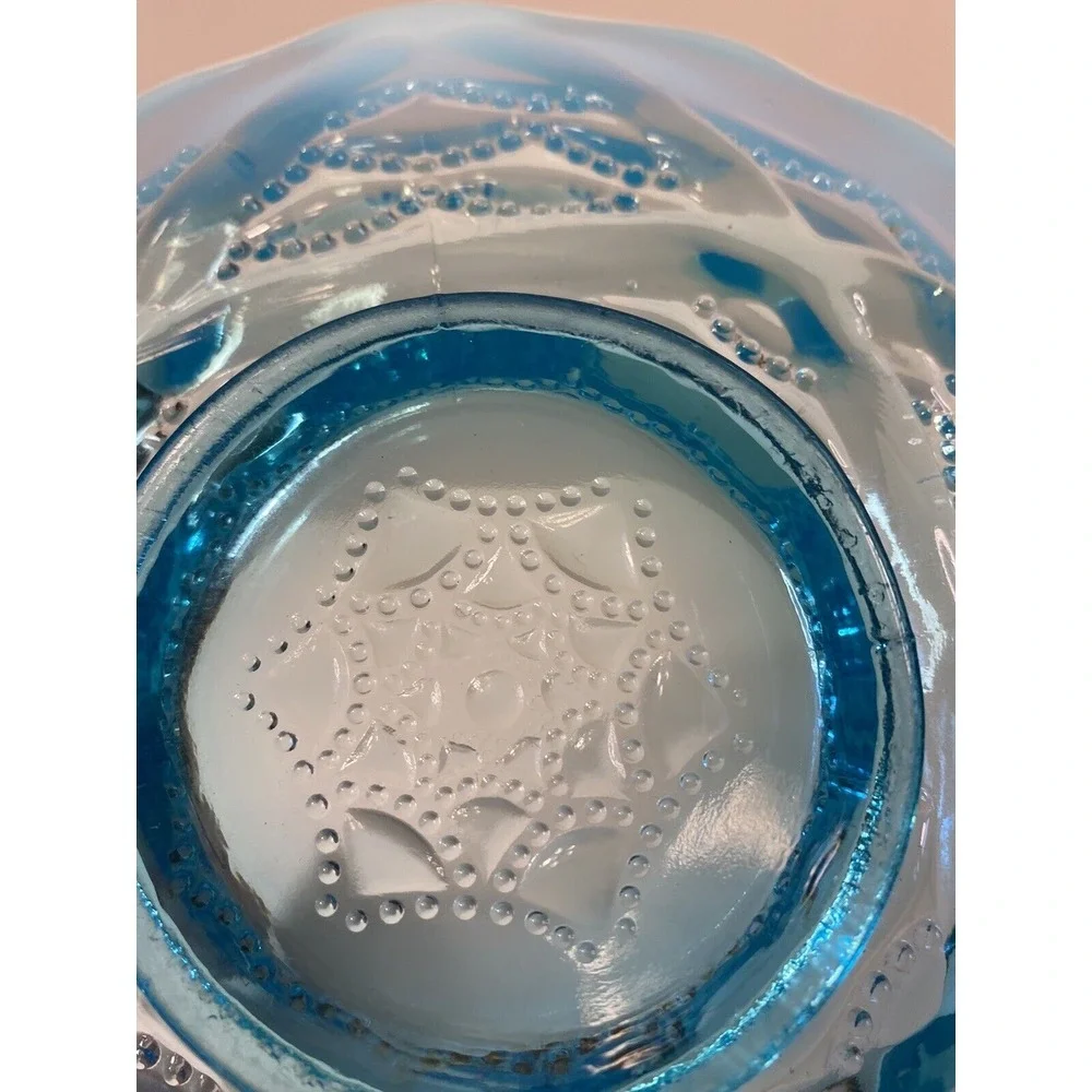 Jefferson‎ Glass Aqua Blue Opalescent Plate Wishbone and Drapery Pattern